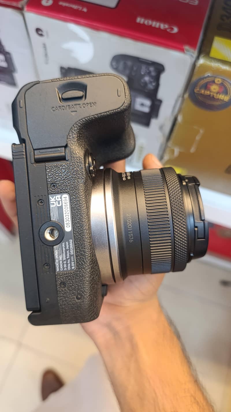 Canon EOS R10 4