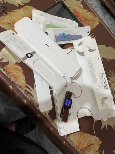 Apple Watch Series 6 (GPS + Cellular)