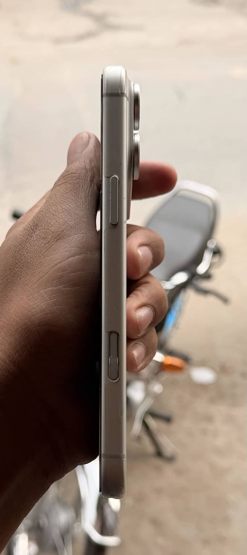 Apple iPhone 17 Pro Max 0
