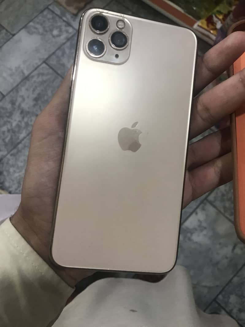 Apple iPhone 11 Pro Max 1