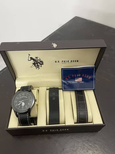 Original U. S. Polo Assn. Men’s Watch Gift Set – Excellent Condition