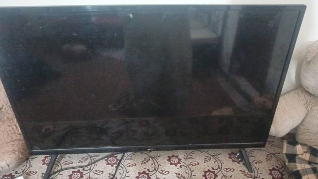 TCL simple 32inch 0