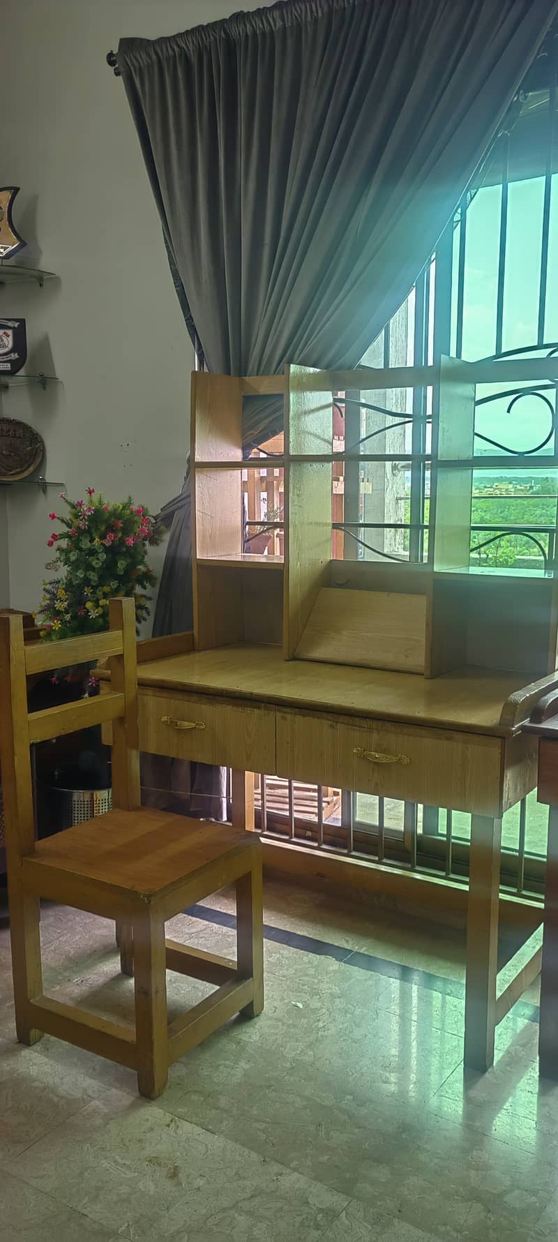 STUDY TABLE WITH CHAIR 1