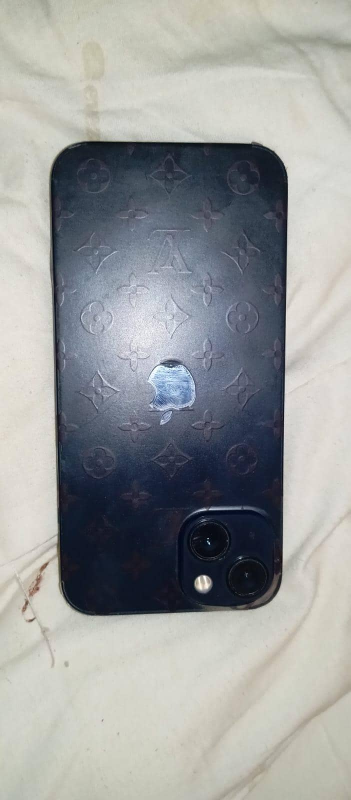 Apple iPhone 13 0