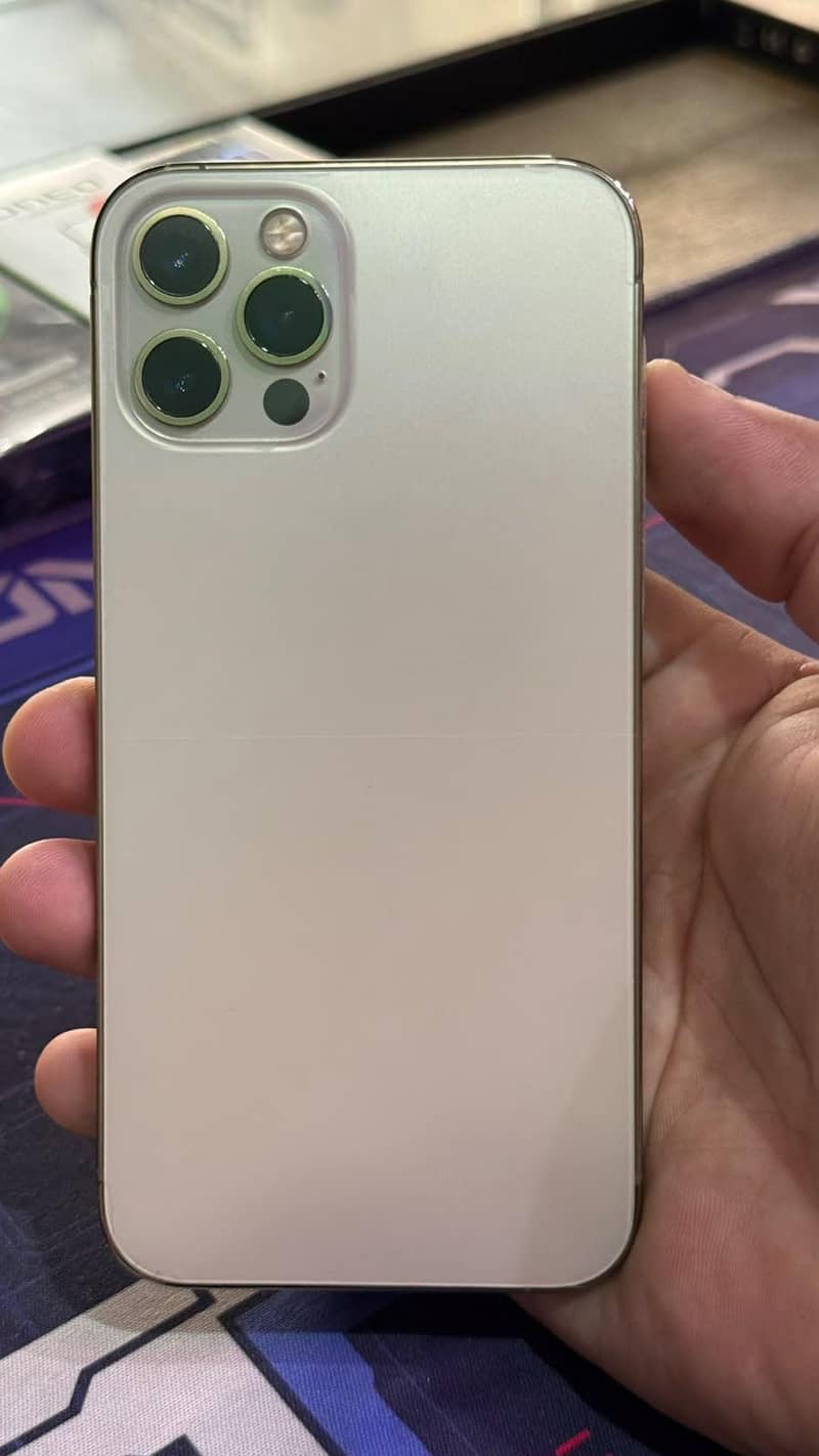 Apple iPhone 12 Pro 0