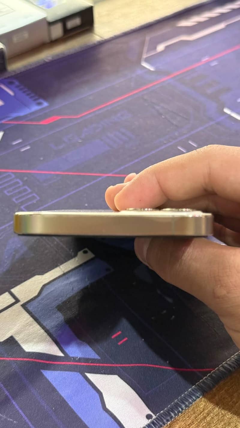 Apple iPhone 12 Pro 3