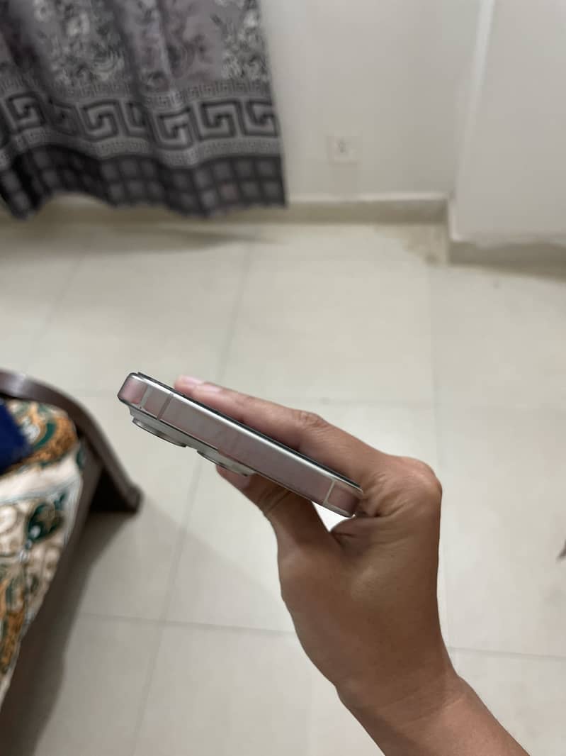 Apple iPhone 15 Pro 5