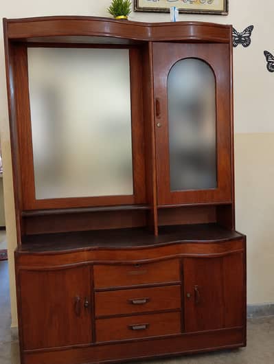 Dressing table