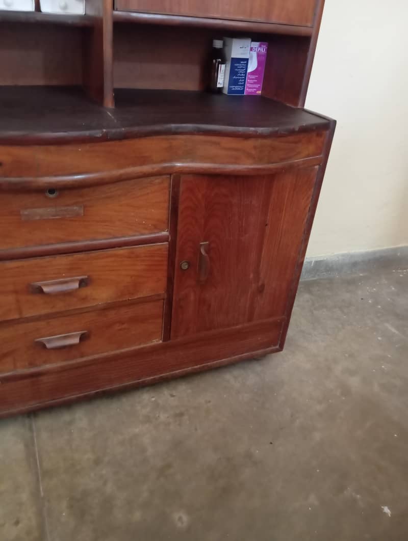 Dressing table 2