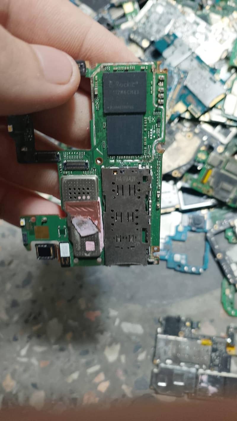 Dead mobile 1