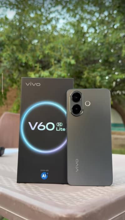 Vivo V60 Lite 5g 12/256 5 month warranty
