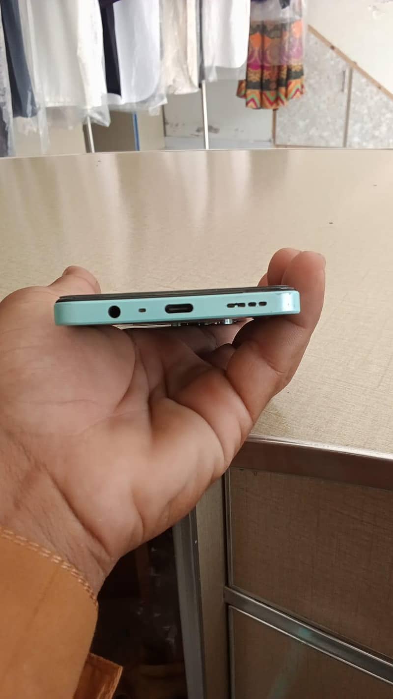 Realme C51 2