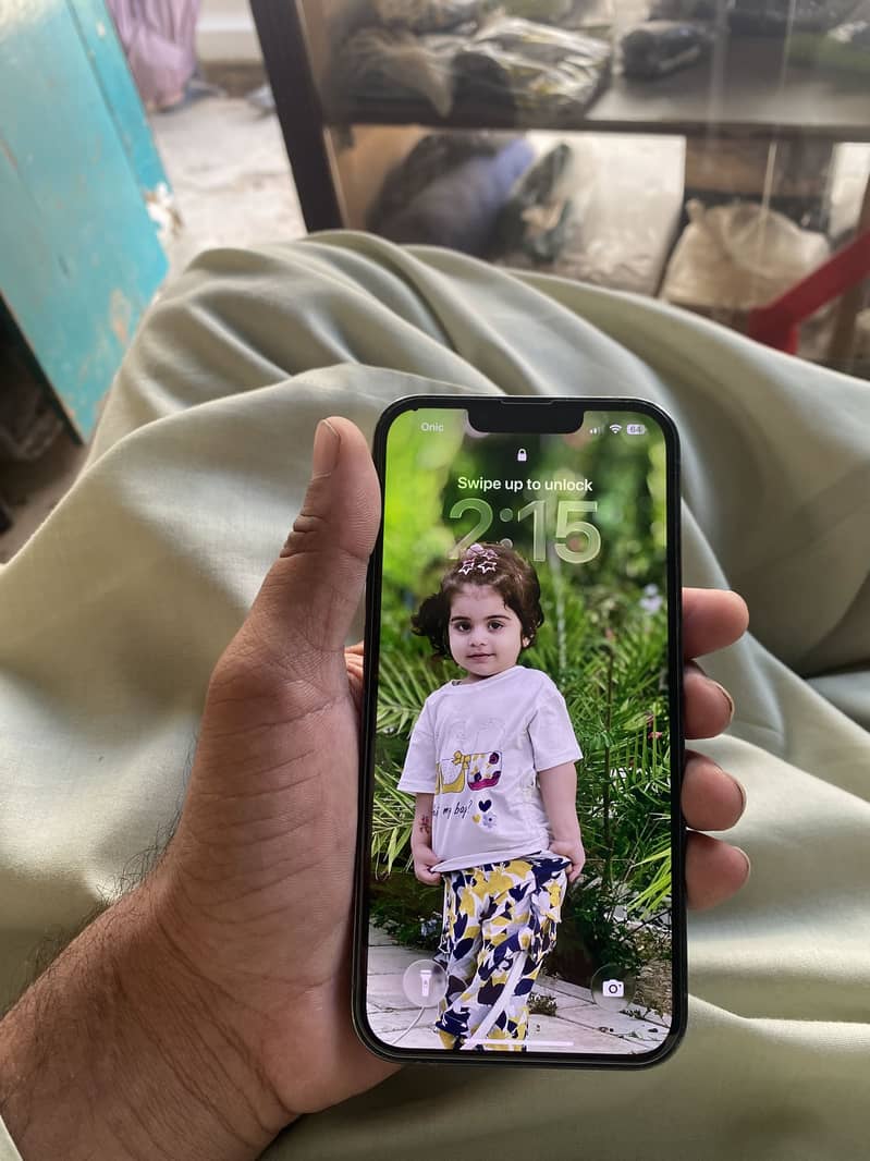 Apple iPhone 13 Pro 3
