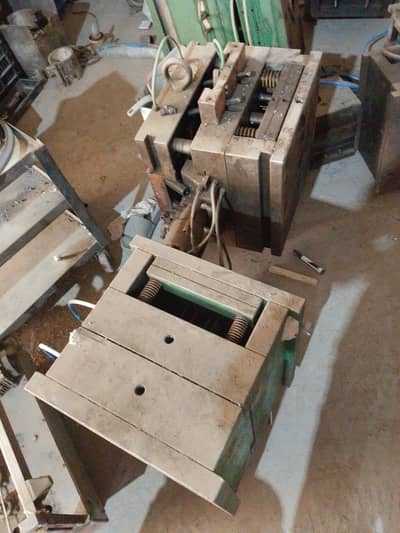 Heavy Die Steel Molds For Scrap / Re-cutting - 4 Tonn Heavy Iron