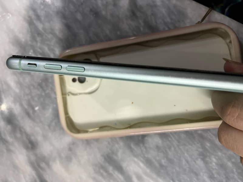 Apple iPhone 11 1
