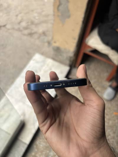 Apple iPhone 12 mini
