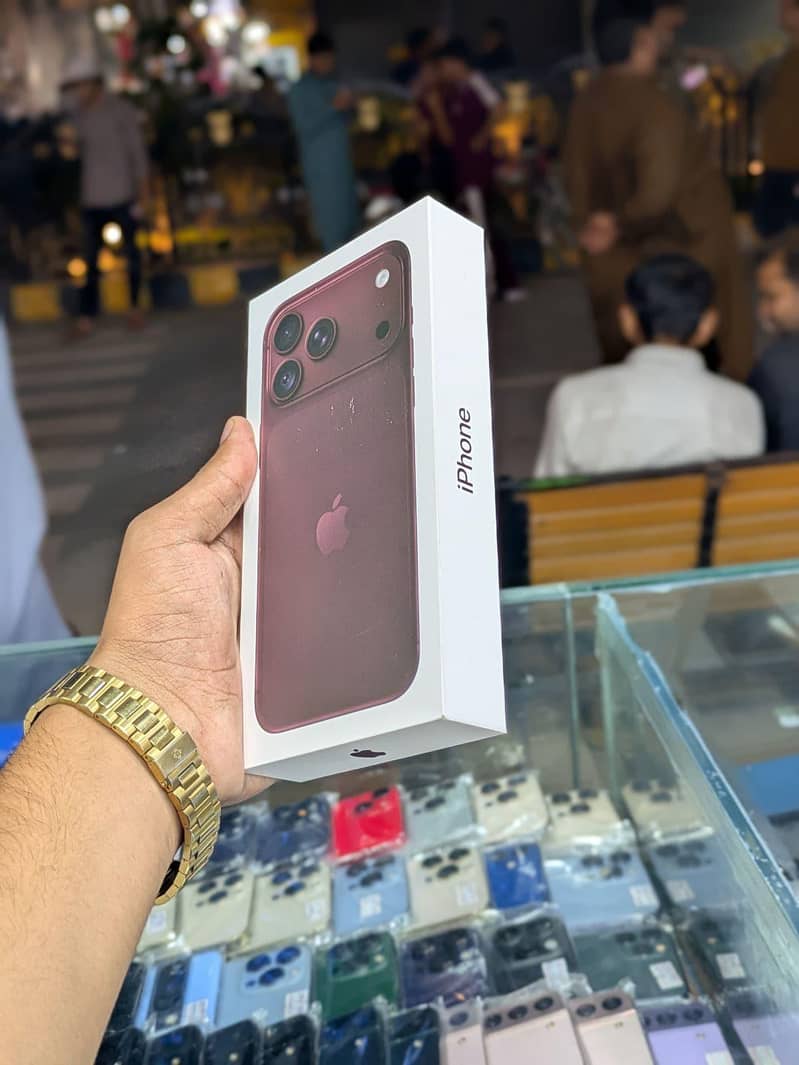 Apple iPhone 18 Pro Max 1