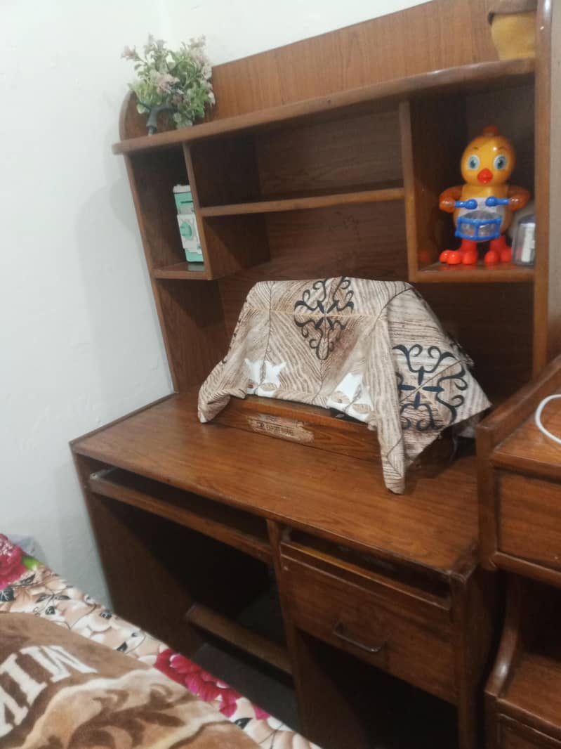 computer cabinet 0