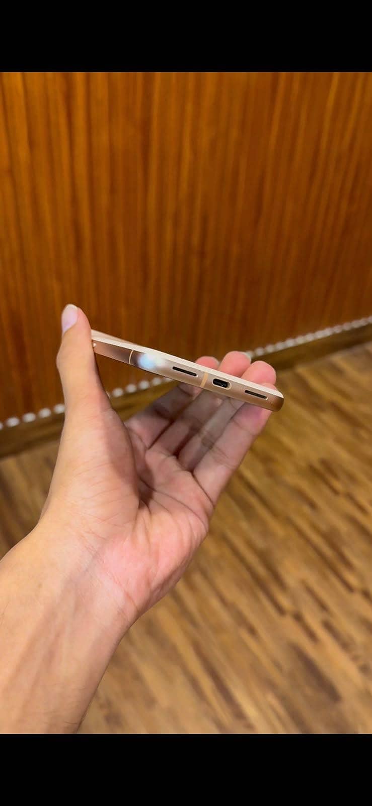 Google Pixel 8 4