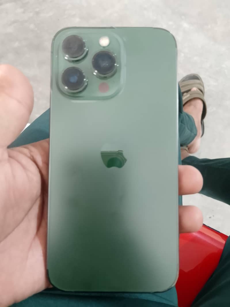 Apple iPhone 13 Pro 1