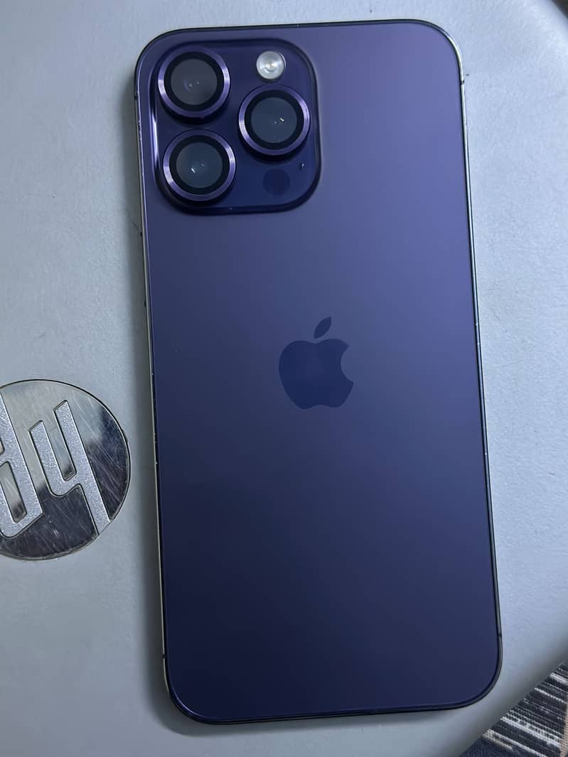 Apple iPhone 14 Pro Max 1
