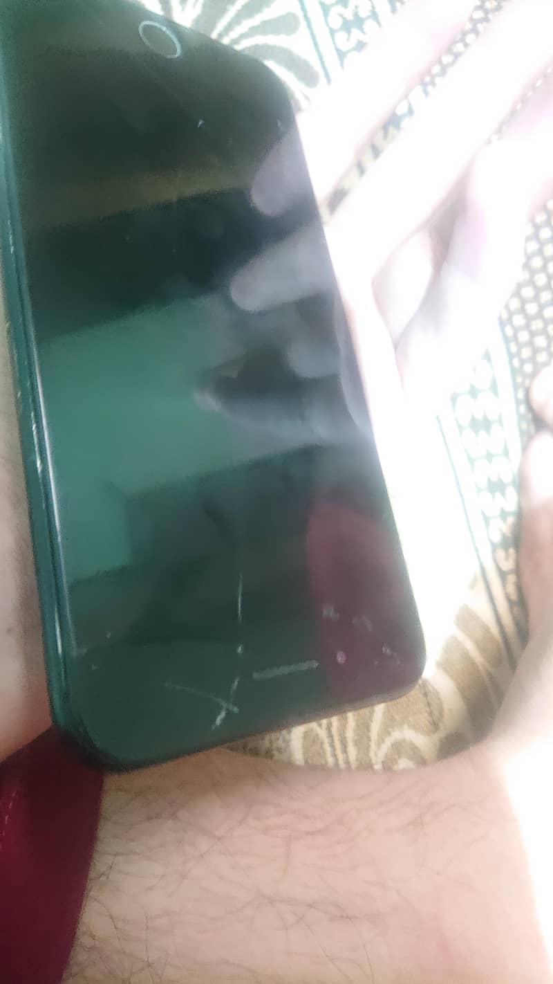 Apple iPhone 7 Plus 0