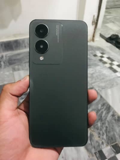 Vivo Y17s