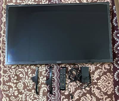 Origional Samsung Smart Led 32N5300 full Box