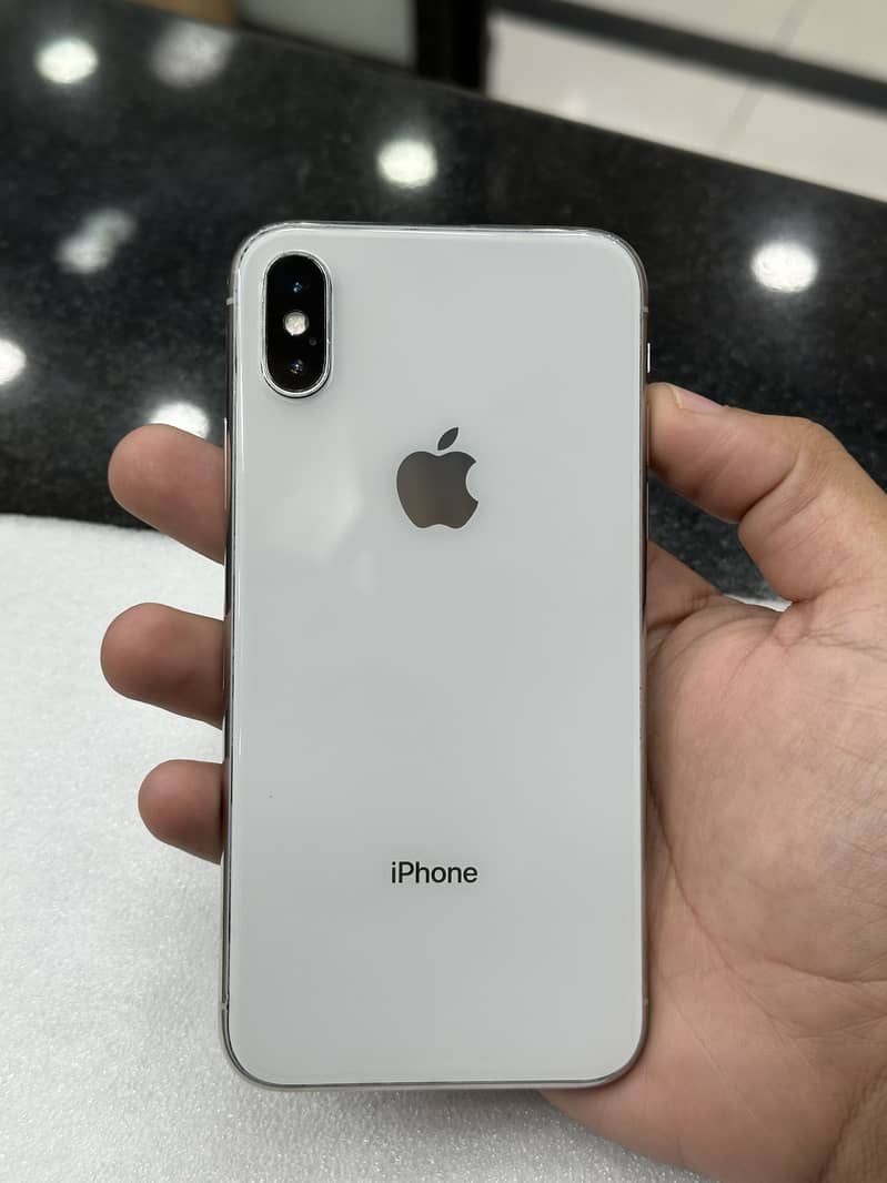 Apple iPhone X 0