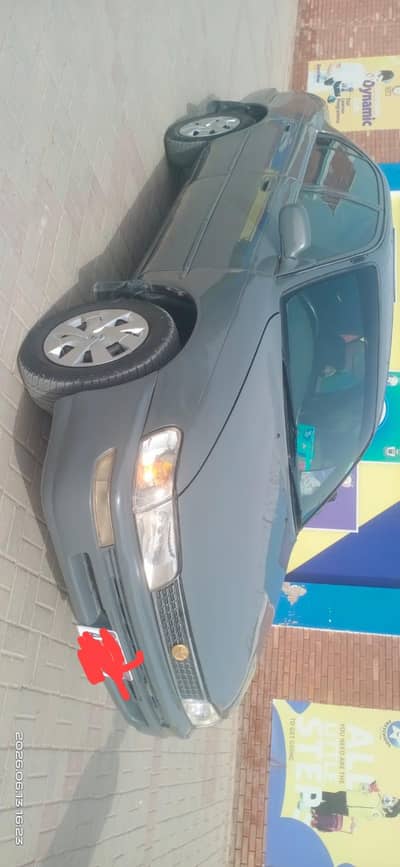 Toyota Corolla XE 1997. . . 12 valve
