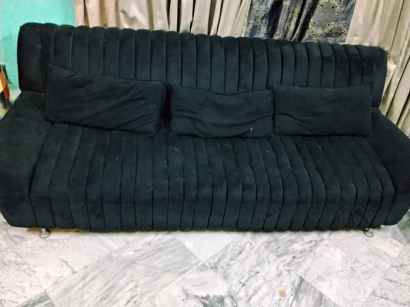 7 seater black sofa 0