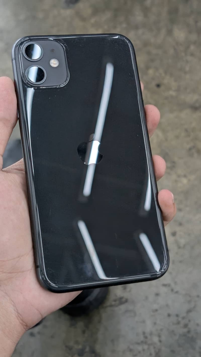 Apple iPhone 11 0