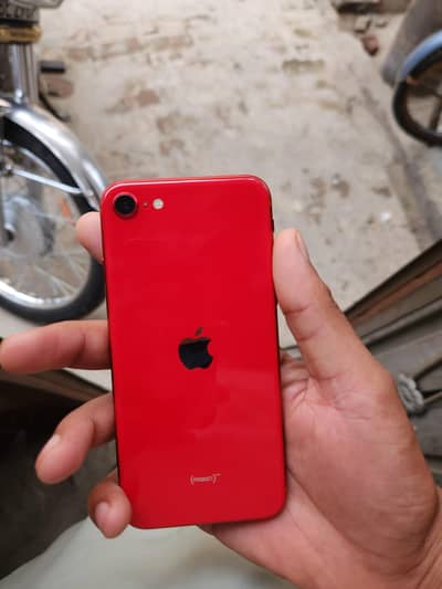 Apple iPhone SE