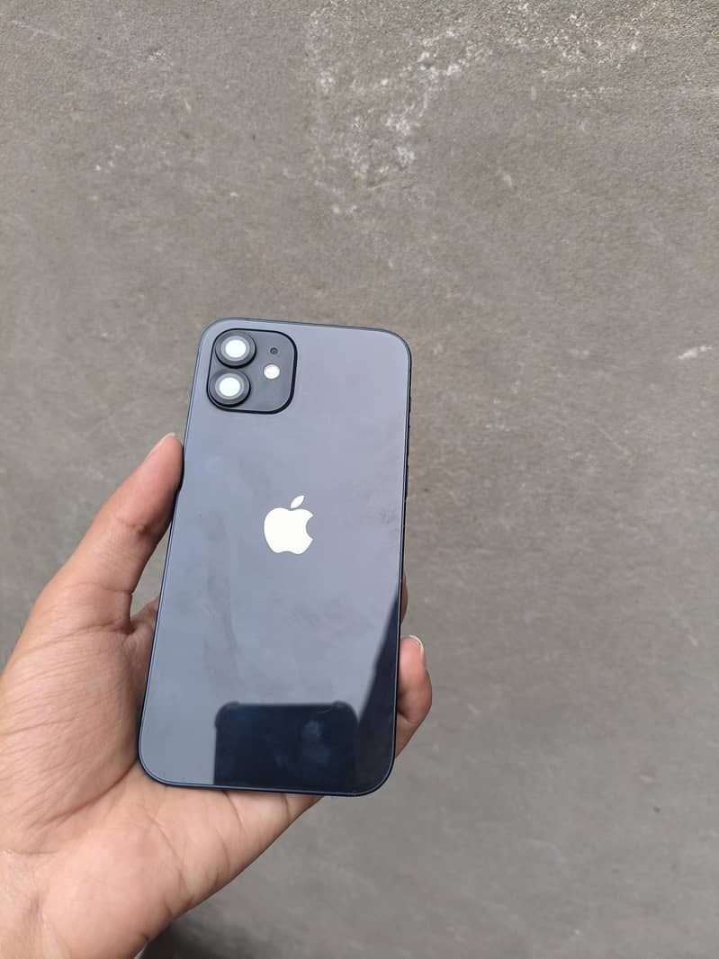 Apple iPhone 12 0