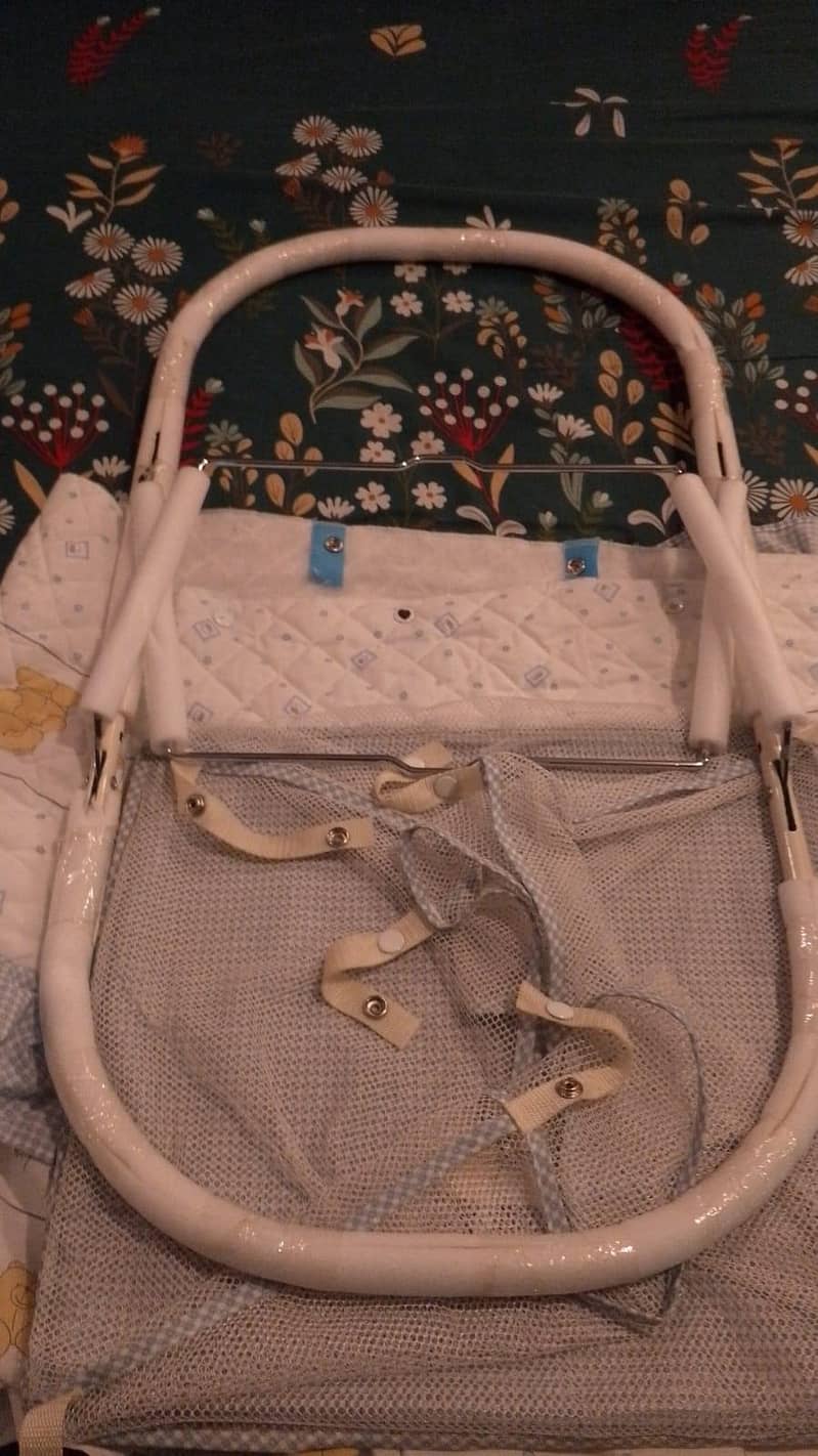 Baby Cot 11
