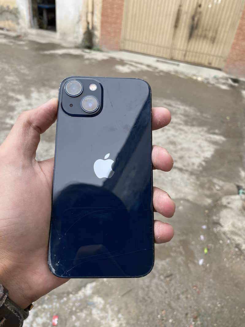 Apple iPhone 13 1