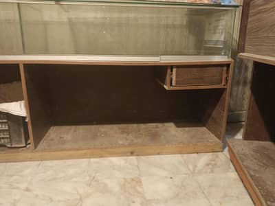 counter and show case