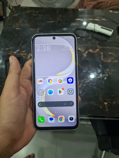 Itel City 200