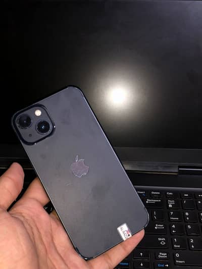 Apple iPhone 13
