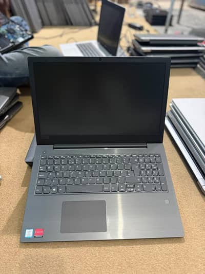 Lenovo V330 | Core i7 8th Generation | 8Gb 256Gb | 2Gb Graphics Card