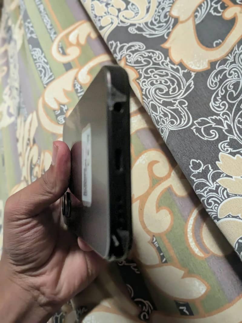 OPPO A6c 3
