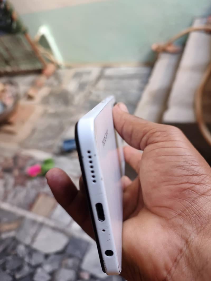 Tecno Camon 19 4