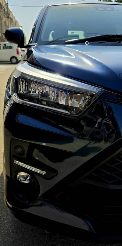 Toyota Raize 2021 Z Top of the Line.