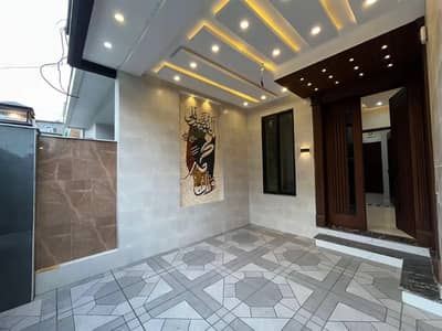 5 Marla Brand New Ultra Modern Luxury House in DHA Rahbar