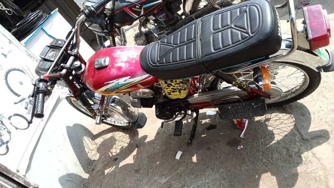 Yamaha 100 1