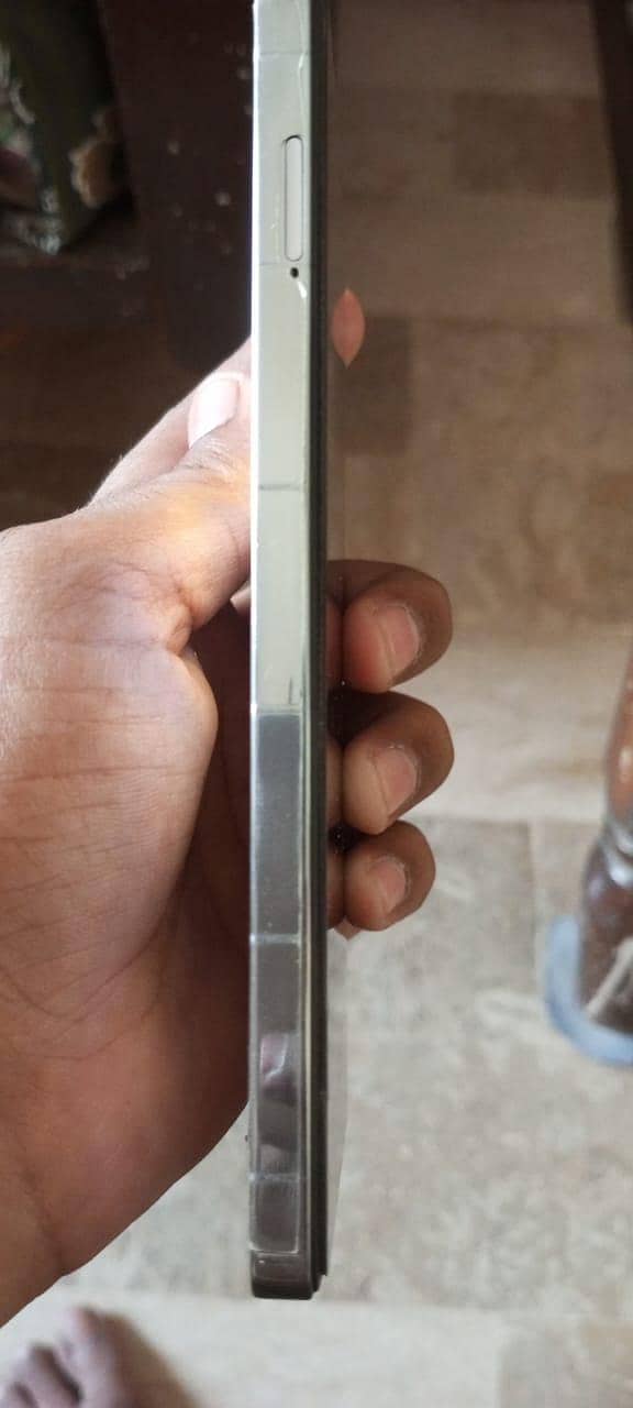 Tecno CAMON 20 2