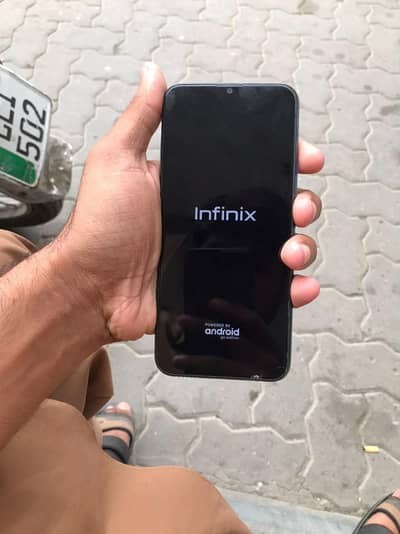 Infinix Hot 8