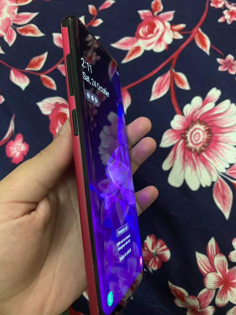 Samsung Mobile S9 Plus 4
