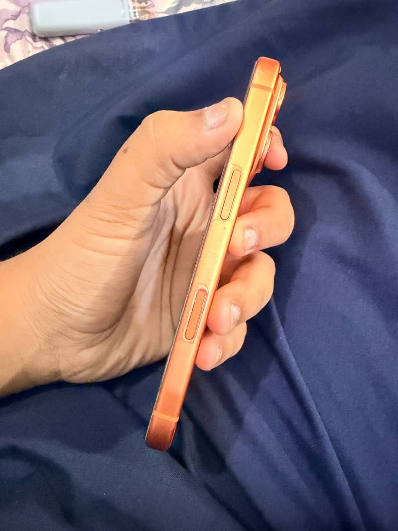 Apple iPhone 17 Pro 6