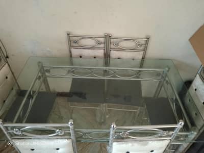 dainig table,6 chairs 1 table